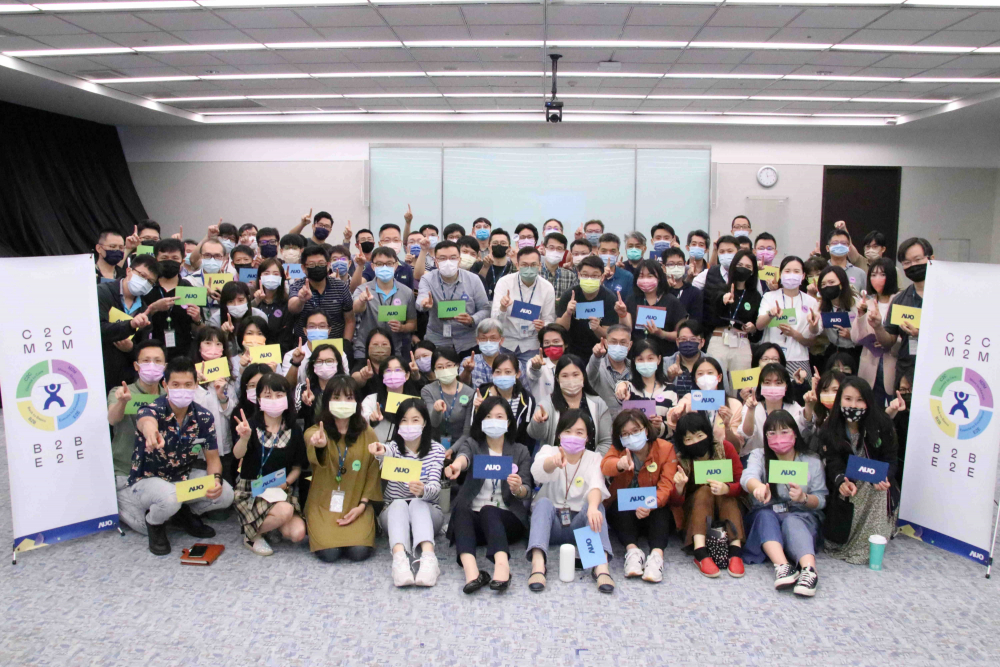 友達提供全球及集團輪調機會，支持同仁持續進修學習，致力為專業人才打造友善多元的職場環境