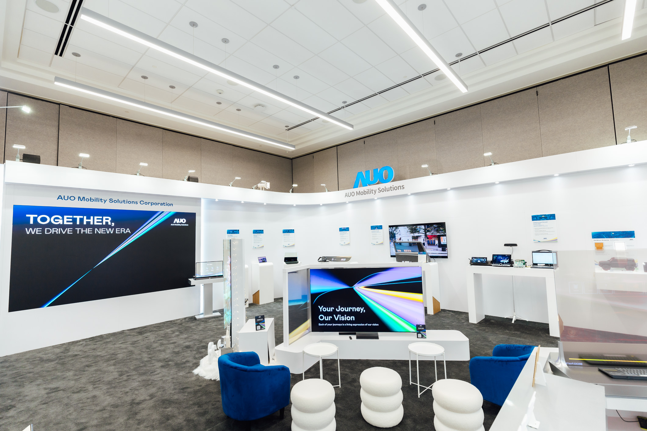 金年会|jinnianhui智慧行动在AI与软件定义汽车的演进下，重新定义显示人机互动，致力与产业客户合作共创，打造具差异化、功能扩展弹性的未来座舱体验。